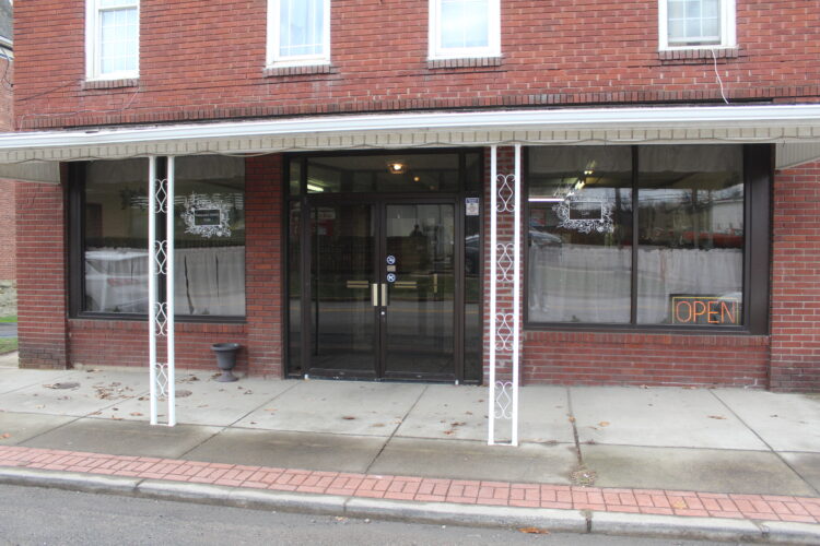 Treasured Sisters Opens in Middlebourne News, Sports, Jobs Tyler